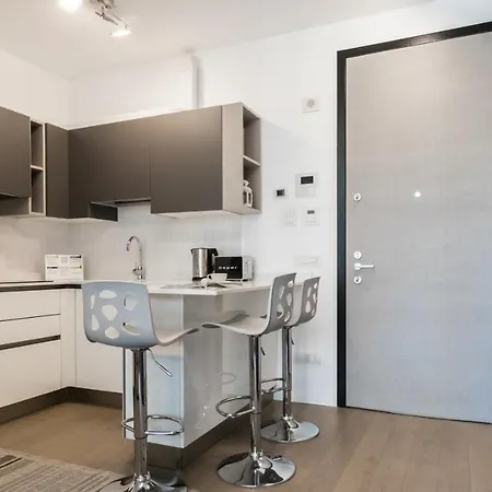 Italianway-poma 61 Flat Apartment Milan
